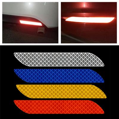 2ks Univerzální reflexní nálepka na auto Bezpečnostní bezpečnostní nálepka Voděodolná Dekorativní nálepka na zadní tyč auta pro bezpečnost