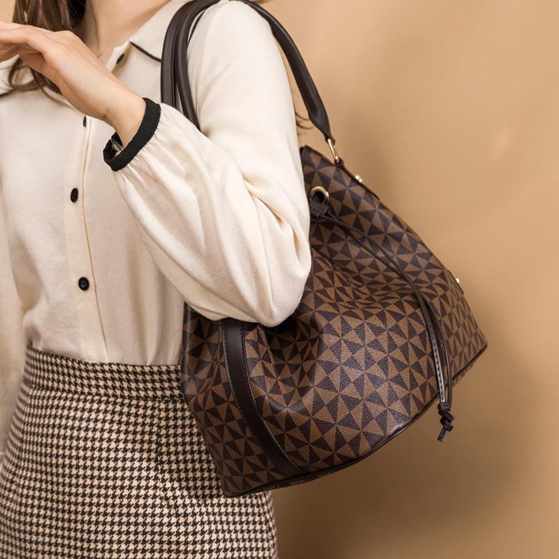 Potlačená veľkokapacitná vedierková taška Dámska Európa a Amerika Retro Módna Kabelka Taška cez rameno Crossbody
