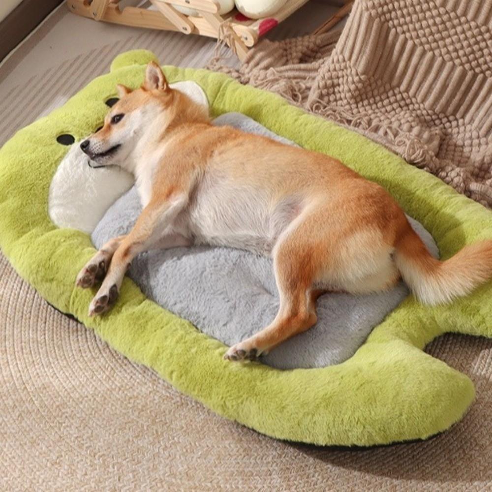 Cute Bear Shape Pet Mat Thickened Anti-slip Cat Sofa Bed Comfortable Soft Warm Dog Mat Autumn Winter