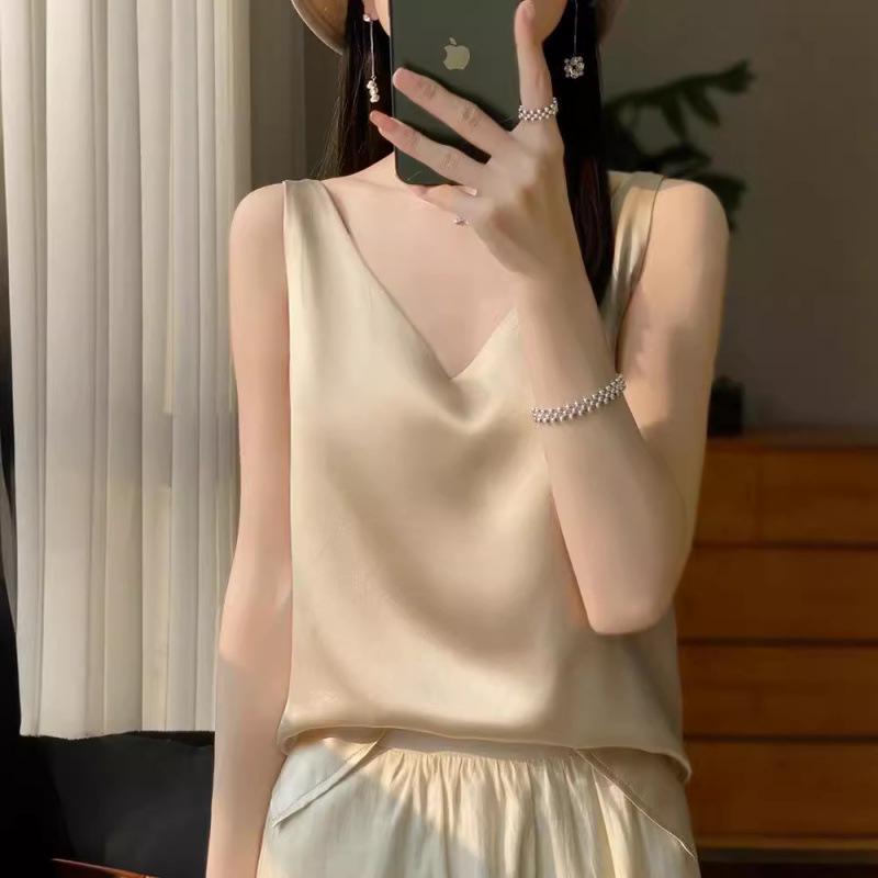 Women's Stylish Satin V-Neck Spaghetti Strap Vest - Sexy Back Inner Layer for Spring/Summer Suits