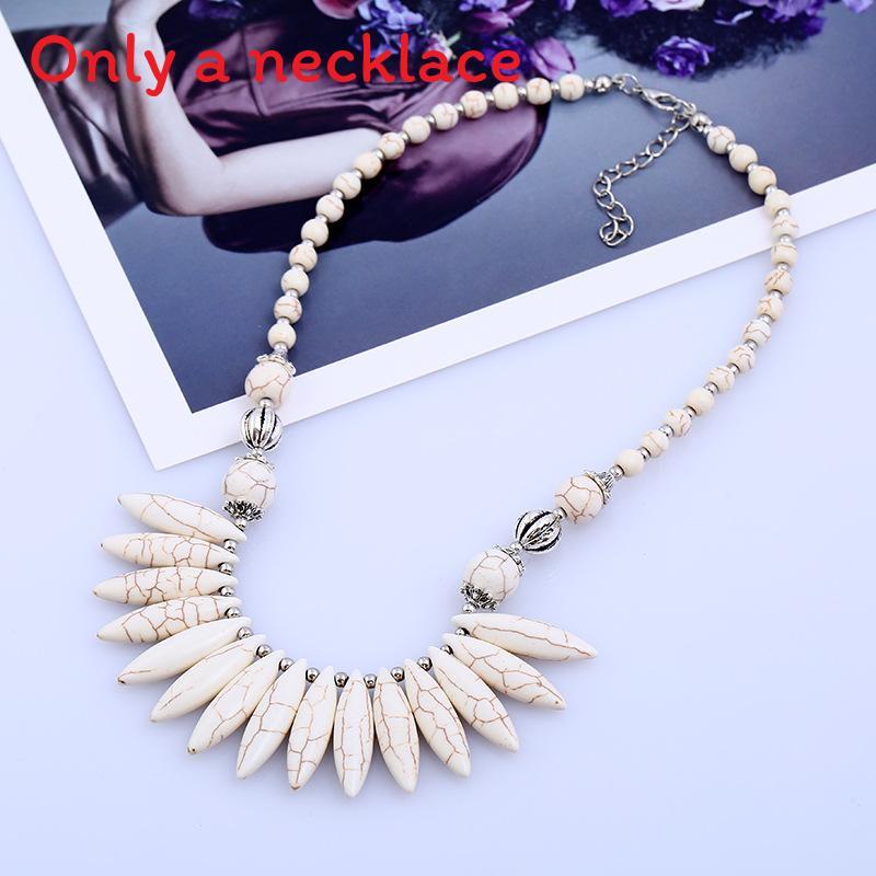 Bohemian Necklace Turquoise With Long Teeth And Pendant For Daily Wear