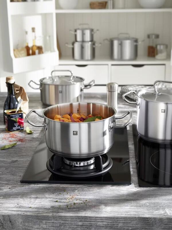 ZWILLING Classic II 24cm Deep Casserole Pot