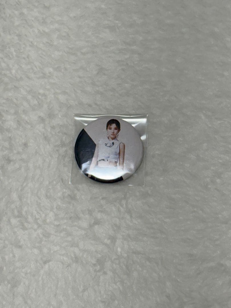 [USED] GIdle Idle Can Badge Soyeon