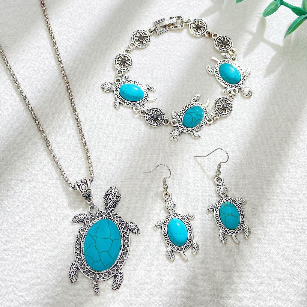Vintage Exotic Fashionable Turquoise Turtle Necklace Set Three Pieces Bracelet Jewelry Earrings
