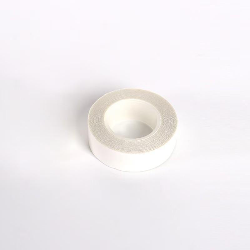 

Trace-Free Anti-Slip Neckline and Side Leakage Stickers - Double-Sided Adhesive PET Fashion Tape 1.6cm x 5M