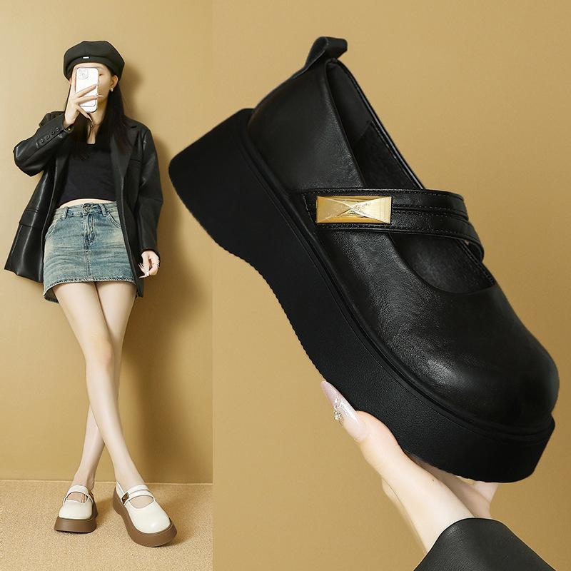 Mary Jane shoes women's autumn new shallow mouth one-word buckle belt platform middle heel British style small leather shoes women
