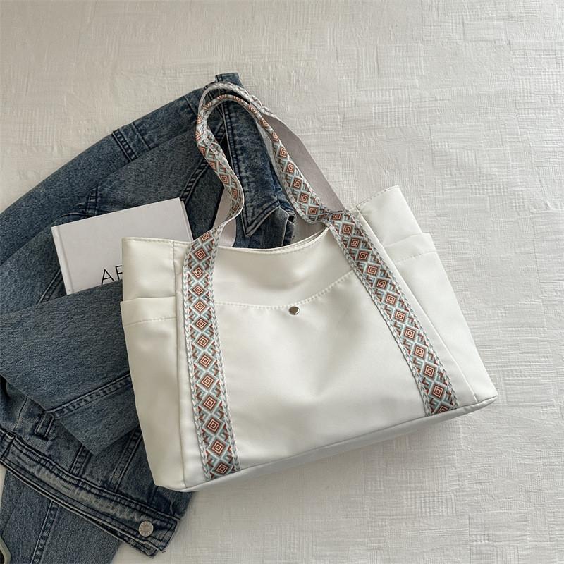 Stylish Large Capacity Tote Bag For Work And Commuting Featuring Trendy Wide Strap Design