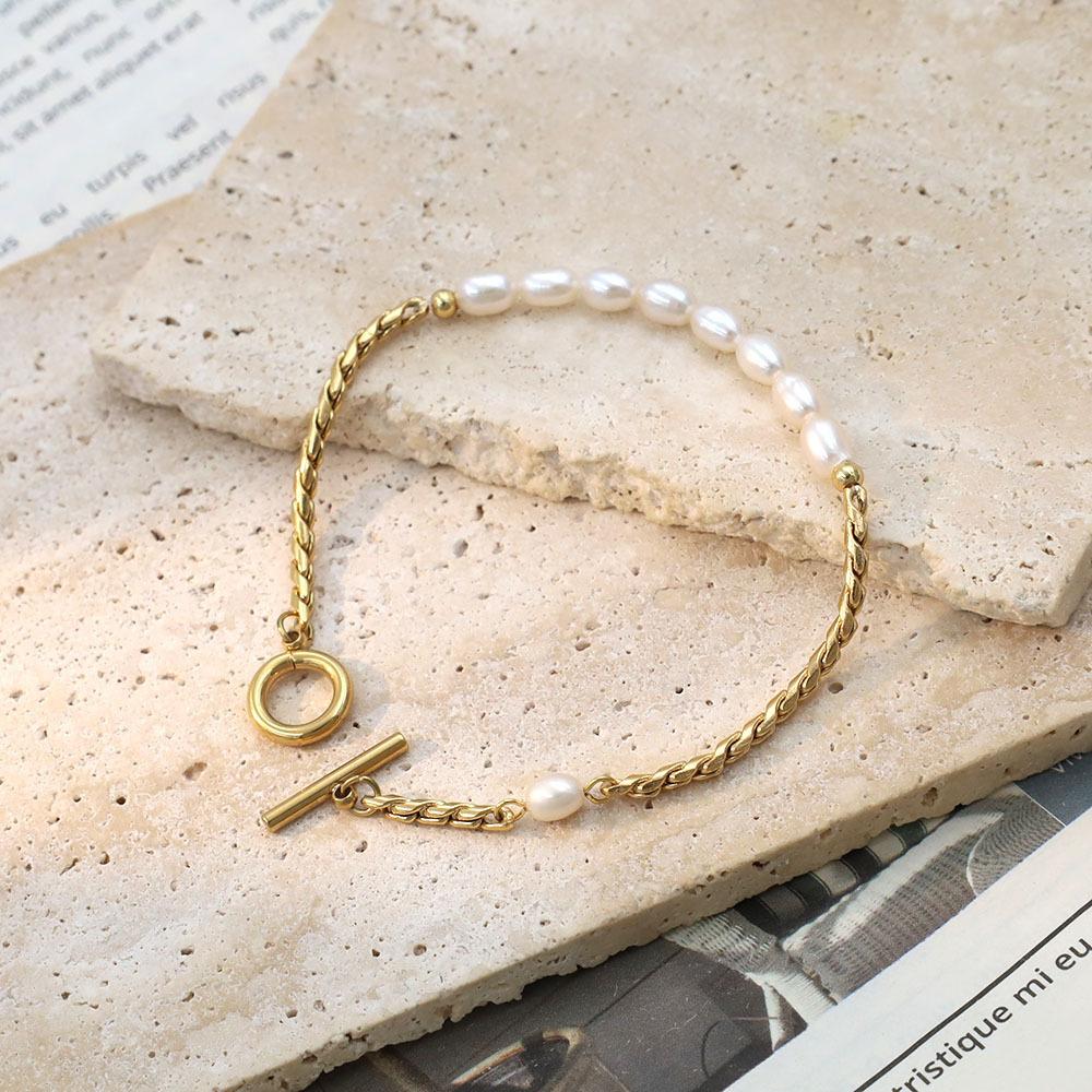 French Light Luxury 18K Gold Baroque Pearl Ot Buckle Bracelet Women'S Fashion Splicing Titanium Steel Hand Jewelry