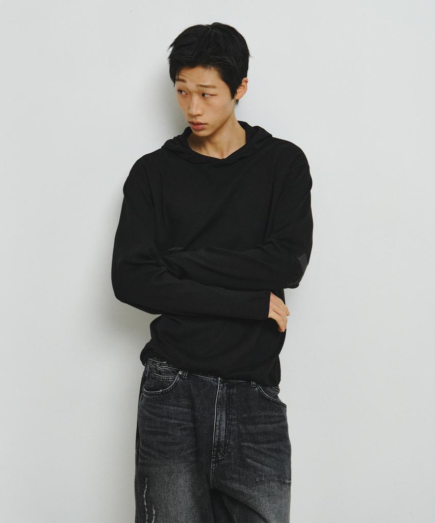 ENDOOR Scar Finger Hole Hoodie (Black)