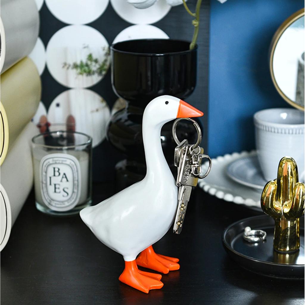 1pc Magnetic Goose Key chain home decoration sculpture office desk decoration resin goose duck sculpture tool rack home