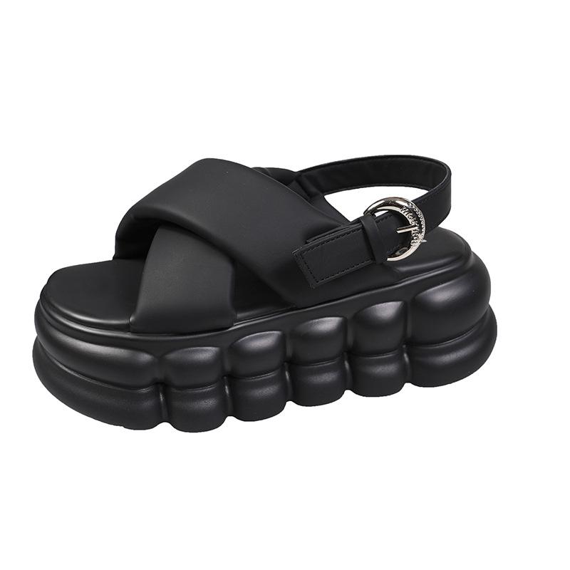 Stepping on shit open-toed sandals women's spring and summer 2025 new versatile cross strap 8cm thick-soled Roman beach shoes tide
