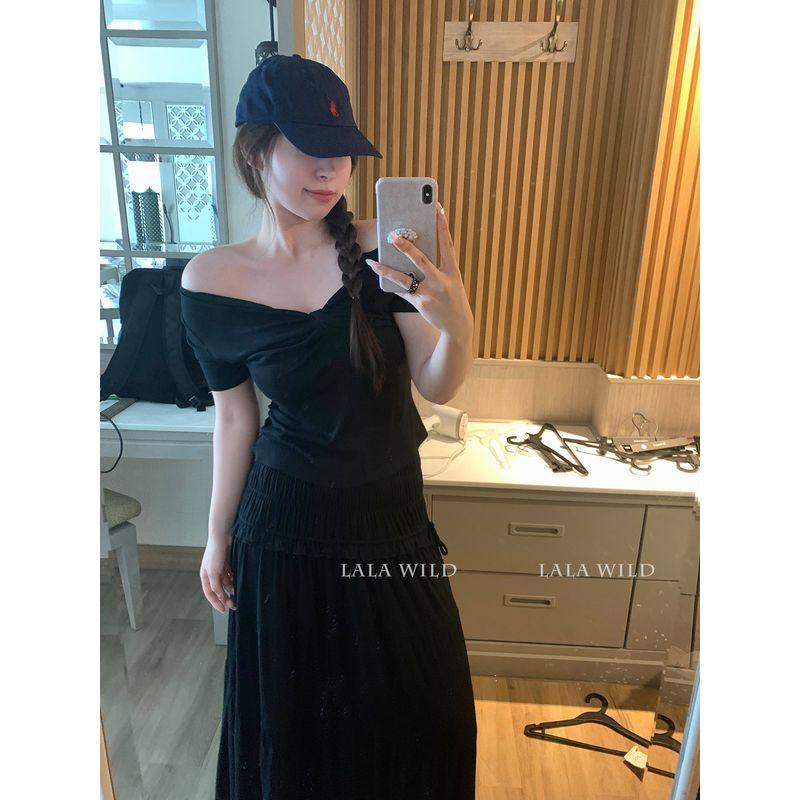 

Wild Spicy Peninsula Pine Tea Wooden Ear Ruched French Waist-Tight Chubby Slimming Tiered-Ruffle Long Dress Plus Size Suit Solid Black Top((in Stock)) 2XL(67.5-77.5kg)