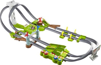 Hot Wheels Mario Kart Circuit Track Set for Ages 5 and Up [Includes 1 Mario Car and 1 Yoshi Car] GCP27