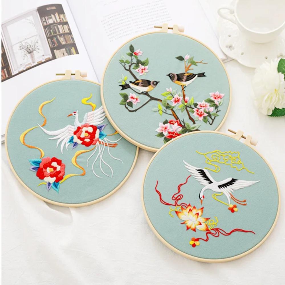 Chinesischer Stil Blumen Vögel Handbestickung Materialpaket Kreuzstich Druckstoff Rahmen Fäden Stickrahmen 20cm