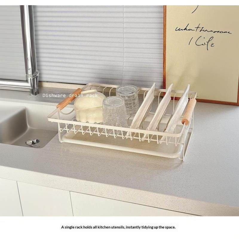 Scolapiatti in Metallo Bianco con Manico in Legno e Vaschetta Raccogli Gocce Rimovibile per Storage sul Lato del Lavello della Cucina