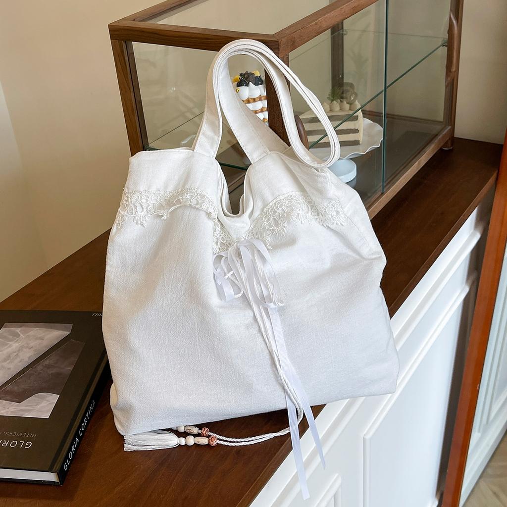 2025 Summer Bow Literary Lace Embroidery Large Capacity Shoulder Bag Fashion Versatile Premium Underarm Bag Women