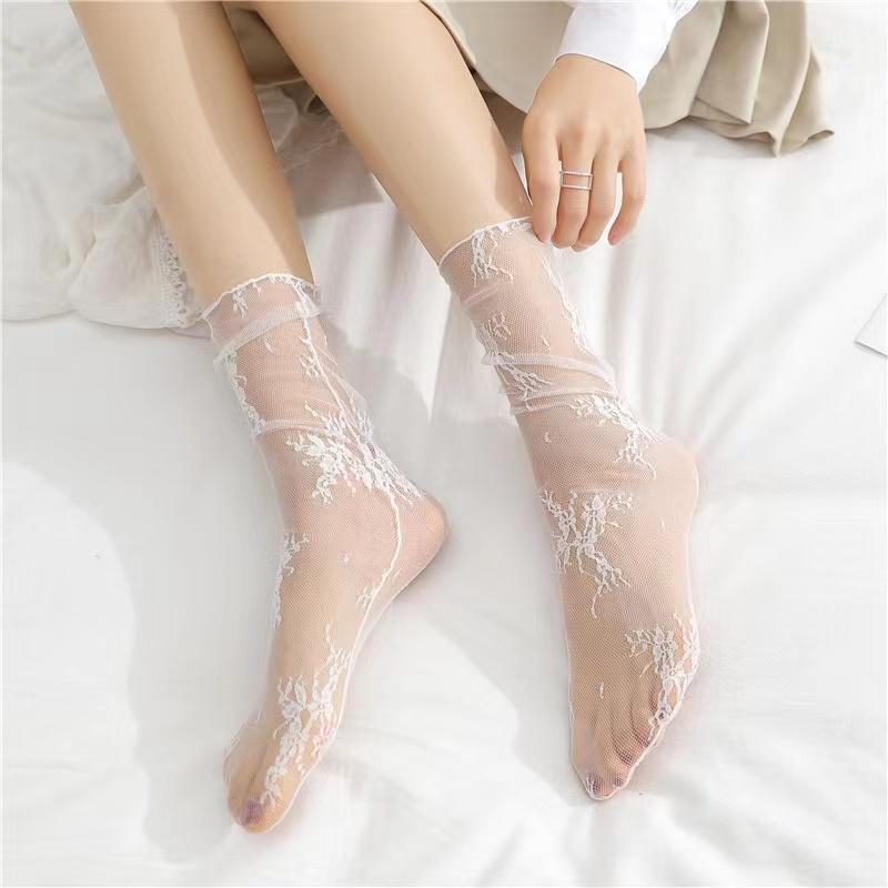 Women's Harajuku Socks Ladies Breathable Transparent Floral Lace Sock Sweet Mesh Fishnet Sock Soft Breathable Socks