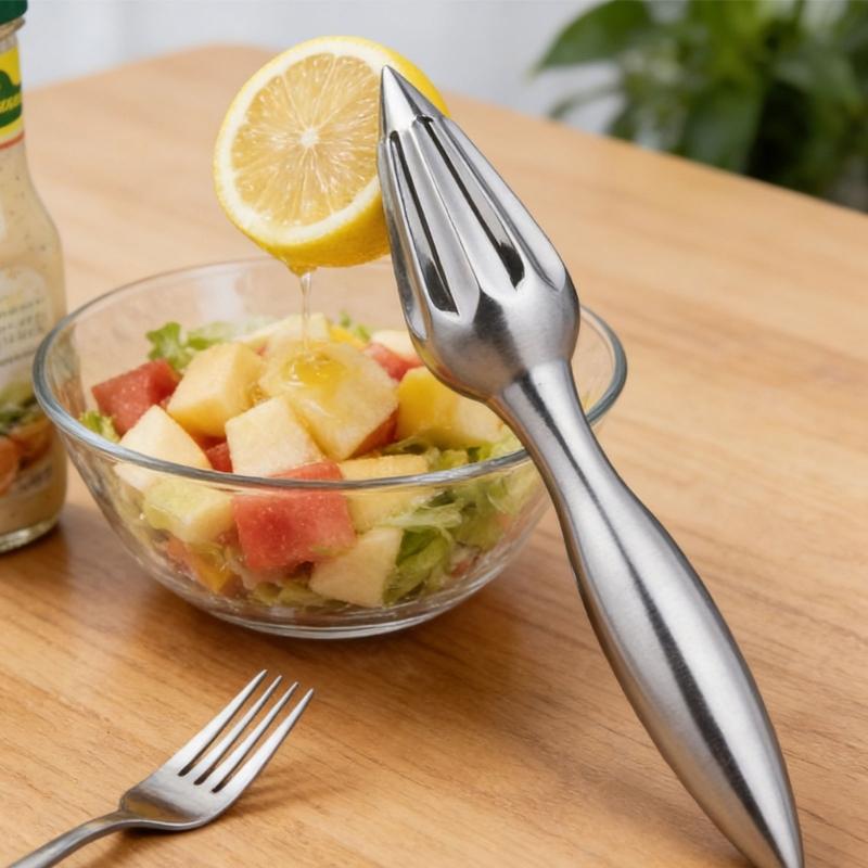 Ergonomic Handle Stainless Steel Citruses Juicers for Easy Squeezing Prevents Fatigue Suitable for Lemon Oranges Small