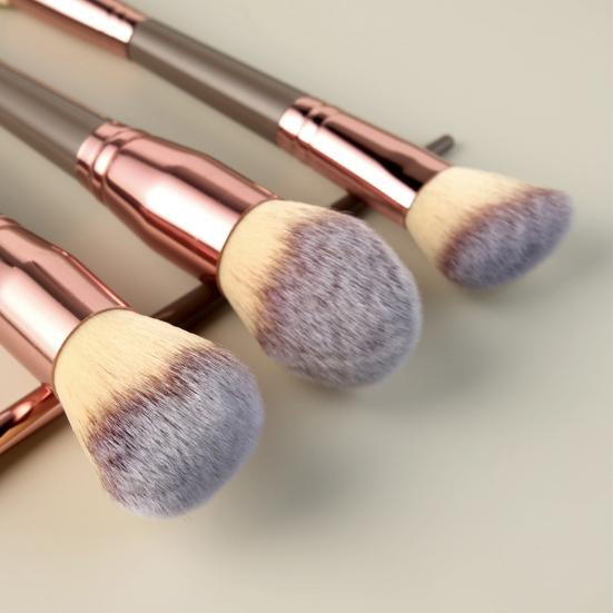 7Pcs/Set Makeup Brush Kit Portable Professional Foundation Loose Powder Blush Eyeshadow Concealer Lip Eyebrow