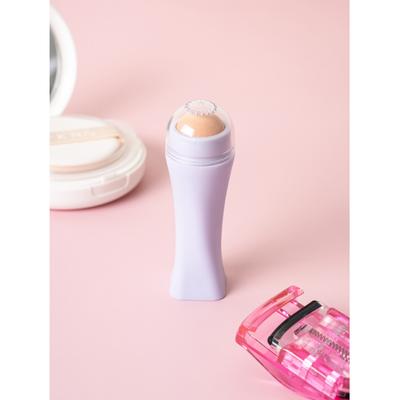 Daiso Přenosný váleček na odstraňování mastnoty
