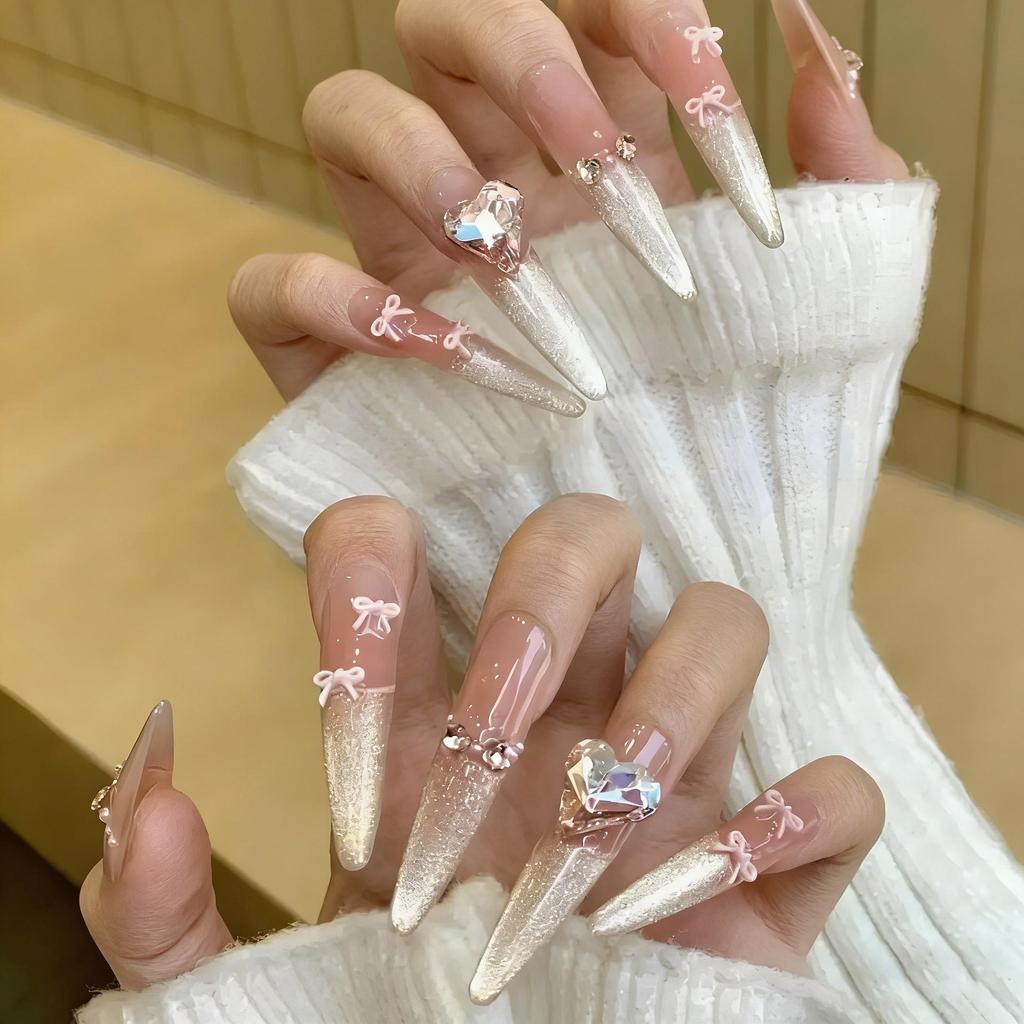 Xiaohongshu Handmade Red Floral Nail Art: Wearable, High-End Whitening Nail Tips Stickers