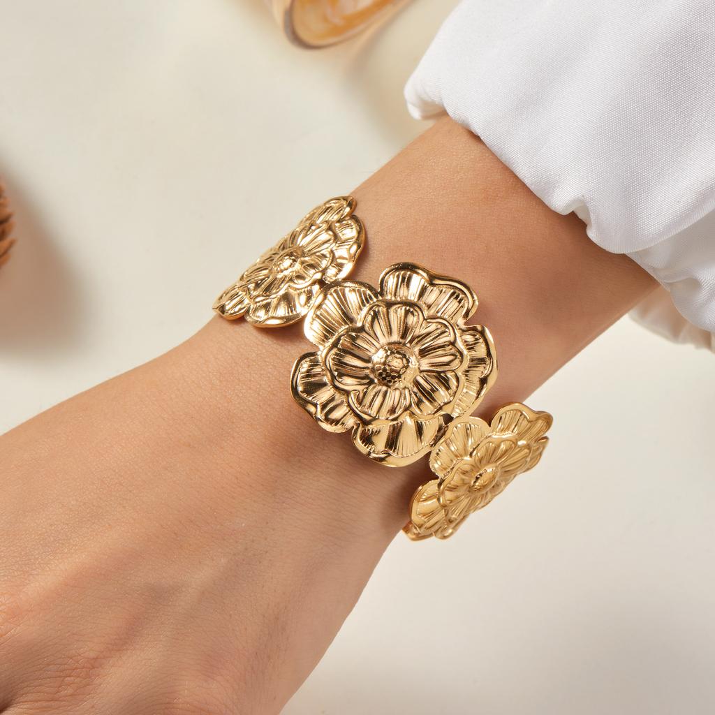 Delicate Pressed Flower Stainless Steel Bracelet for Women Vintage Bow Heart Pattern Dot Bangle Friendship Jewelry Gifts