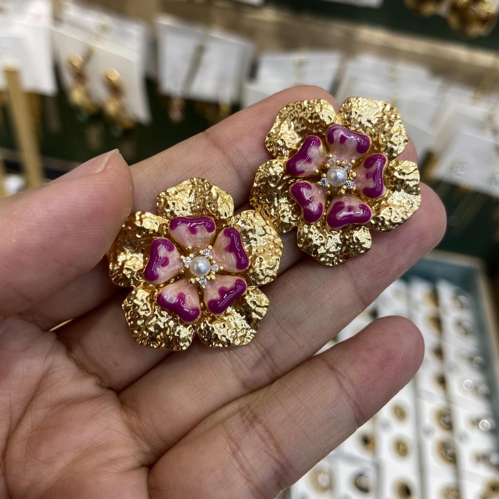 Elegant French 3D Drip Oil Relief Five-Petal Flower Stud Earrings