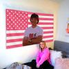 Tapiserie cu steagul american roz