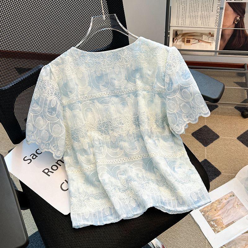 Summer Xiaoxiangfeng lace embroidery temperament short-sleeved chiffon shirt green foreign style thin top V-neck Hollow Embroidery Lace Blouse