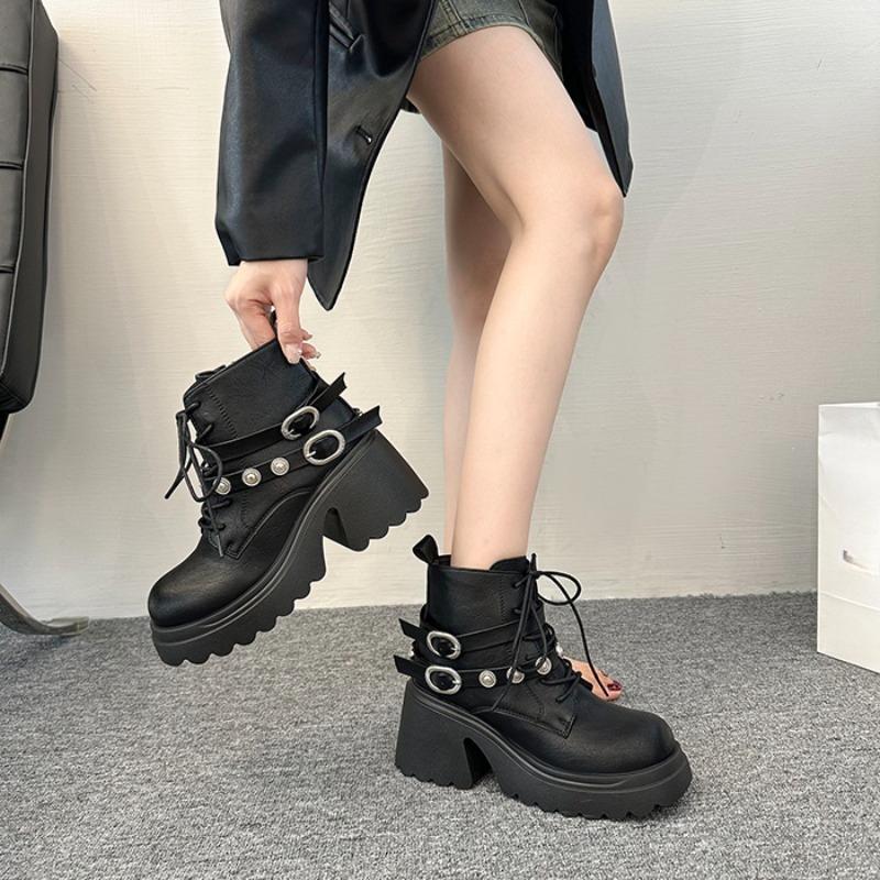 Fashion Versatile Women's 2025 Autumn New Platform Heightening Booties