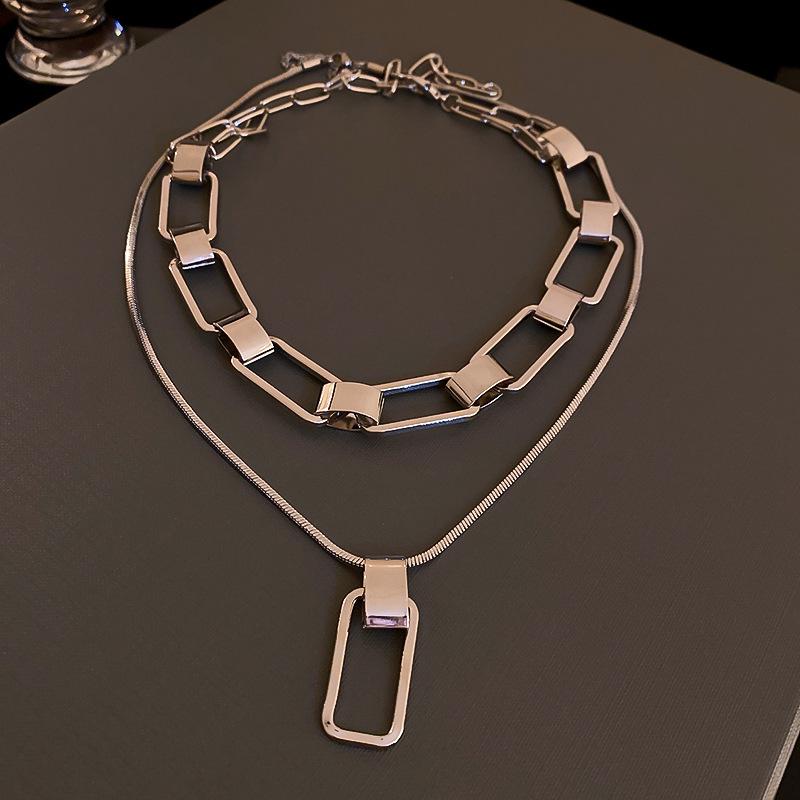 Elegante mit Diamanten besetzte Halskette & Schmuckset für Damen - High-End, vielseitig, super funkelnde Luxus-Schlüsselbein-Accessoires