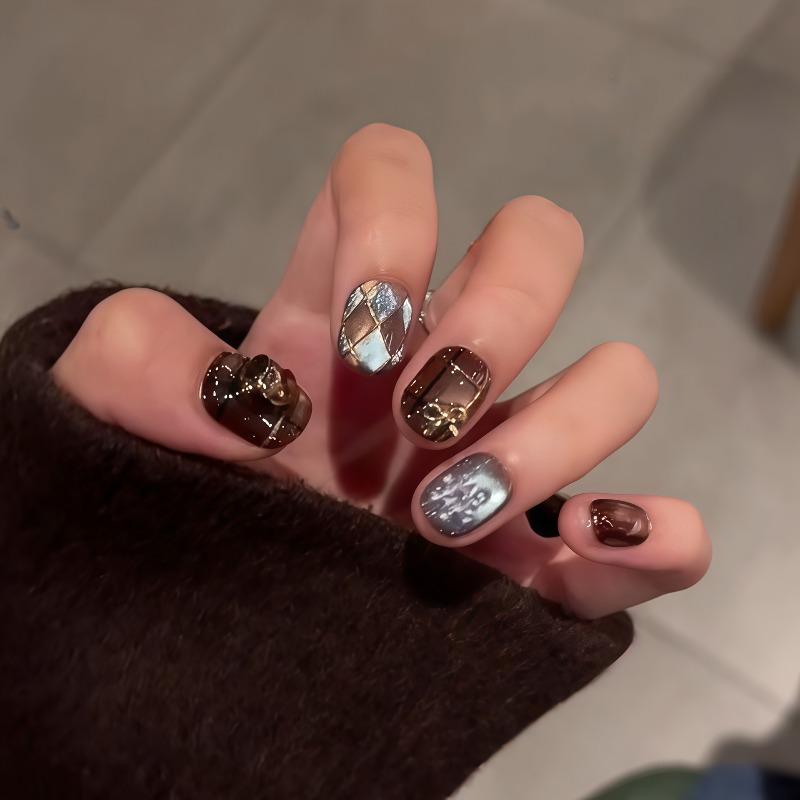 Ins Style Advanced Sense Cat's Eye Pure Handmade Wearing Nail Short Atmosphere White Nail Patch Fake Nail Wholesale