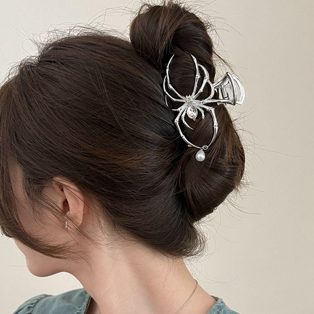 

Pearl Spider Hair Claw rhinestone Metal Hair Claw Punk Large Shark Clip Girl срібний