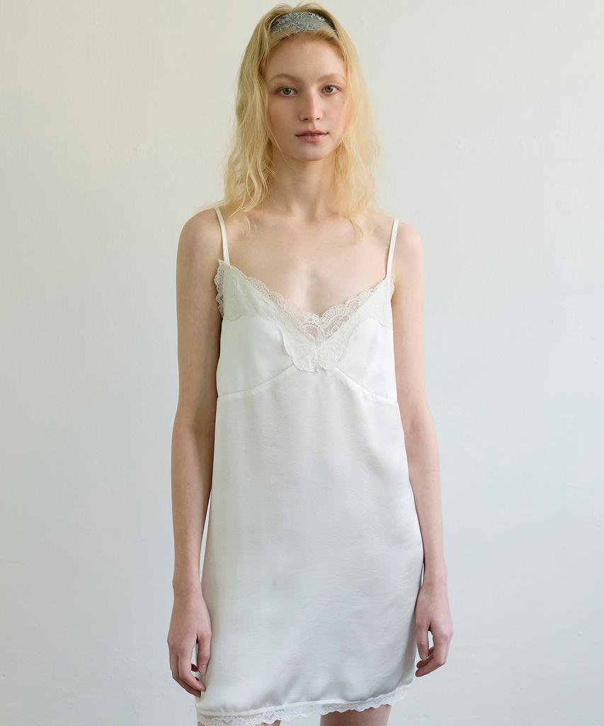 Aobteu Lace Slip Mini Dress - Ivory