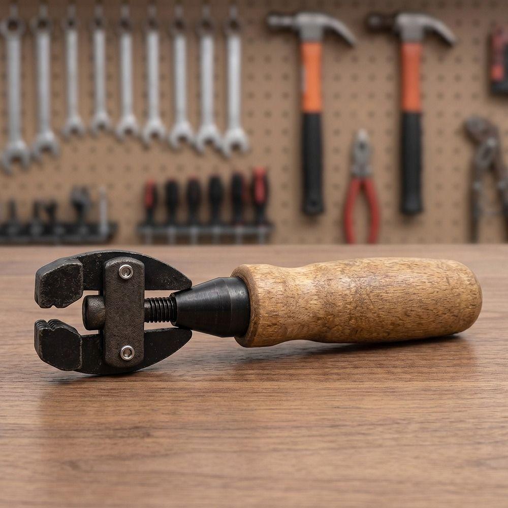 Non Slip Hand Vise High Carbon Steel Metal Forming Tool Clamping Tool  Industrial Craftsmanship