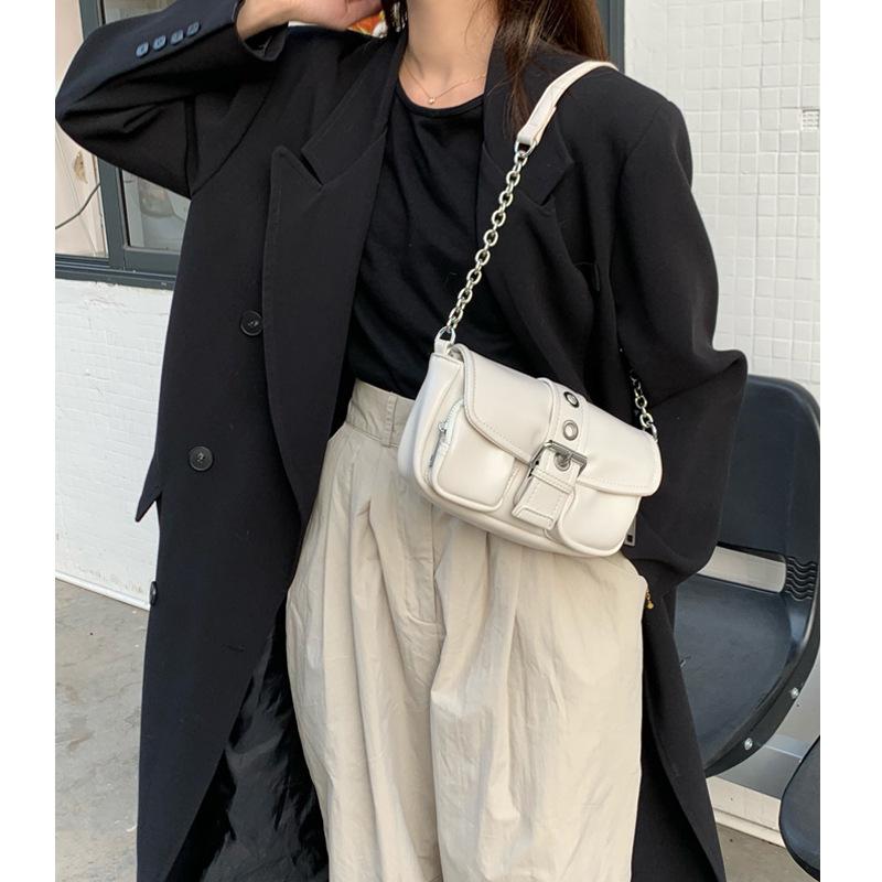 

Сумка подмышку Новая на плечо Маленькая сумка белый