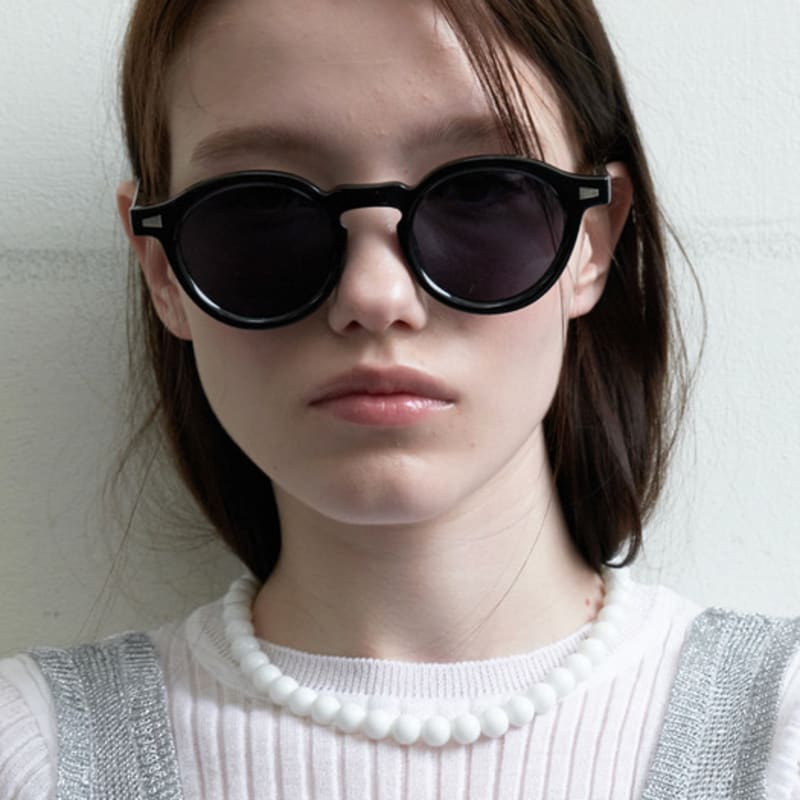 

One Brilliant Reya-OB546-Black single type