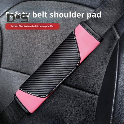2 Pièces Housse de Ceinture de Sécurité de Voiture Fibre de Carbone Protections d'Épaules de Ceinture de Sécurité Respirantes Coussinets de Harnais de Sécurité pour Protéger le Cou et les Épaules
