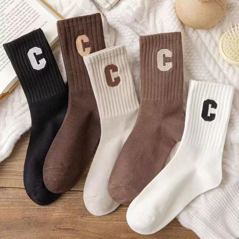 Trendy Unisex Long Tube Socks: Autumn Thin Black/White, Mid-Calf Sports High-Top