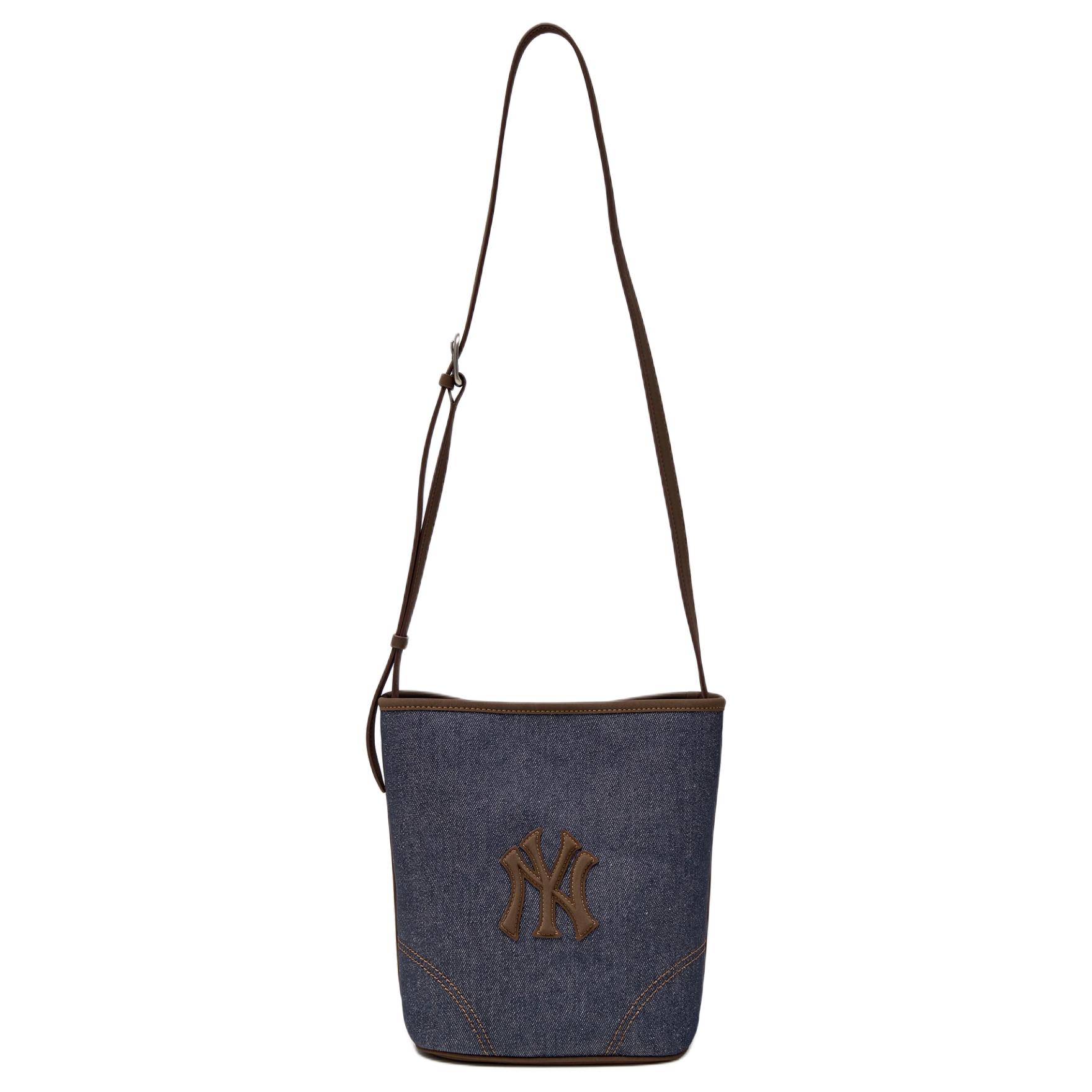 

MLB New York Yankees Logo Bucket Bag Unisex Shoulder Bag Dark-Blue 3ABMMV75N-50INS Basic Set (Bag)