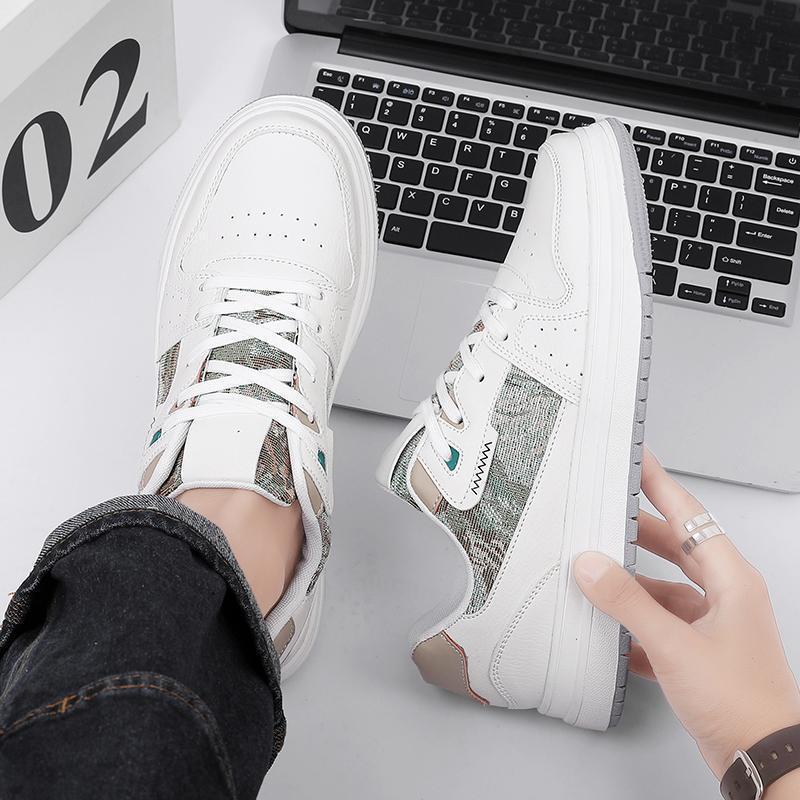 2025 summer new student board shoes Korean version 39-47 large size youth men's shoes casual comfortable sports Xiaobai