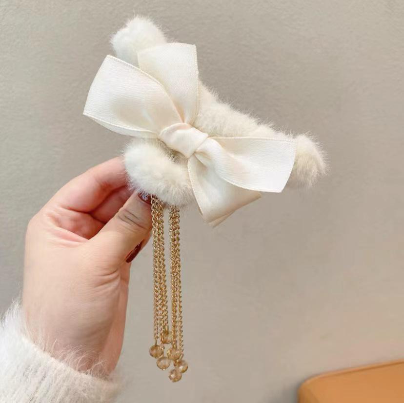 Autumn/Winter Large Pearl Tassel Bow Hair Clip with Plush Shark Design
