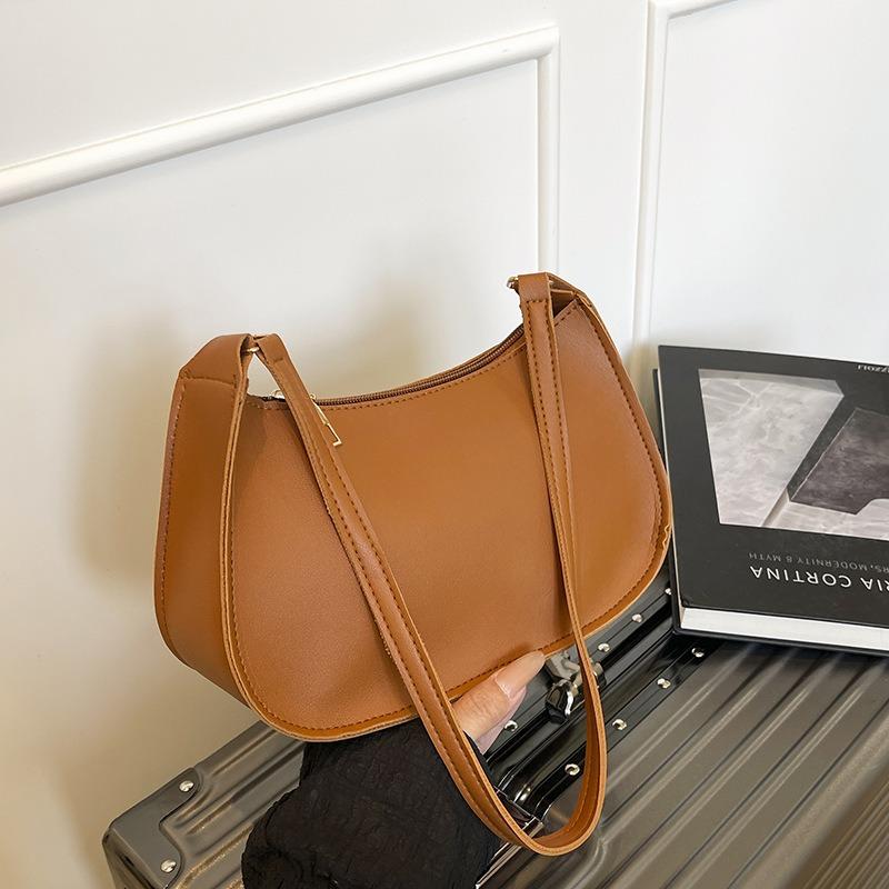 Patent Leather Minimalist Bag Women's New Solid Color Texture Underarm Bag Versatile Fashion Casual Shoulder Bag