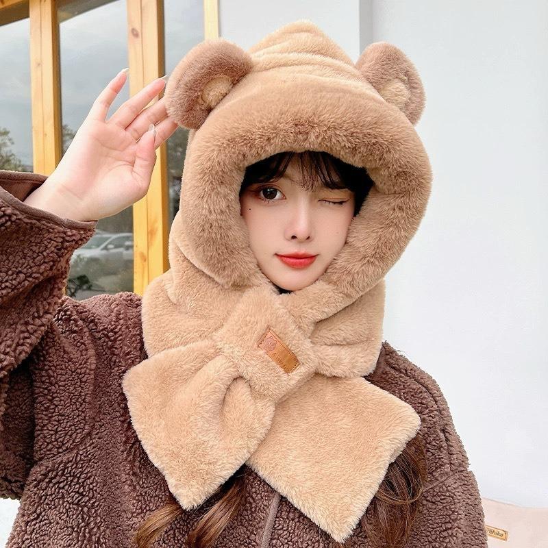 Plush bear hat, scarf, integrated thickened scarf, cute winter versatile cycling to keep warm, plush ear protectors and hooded.