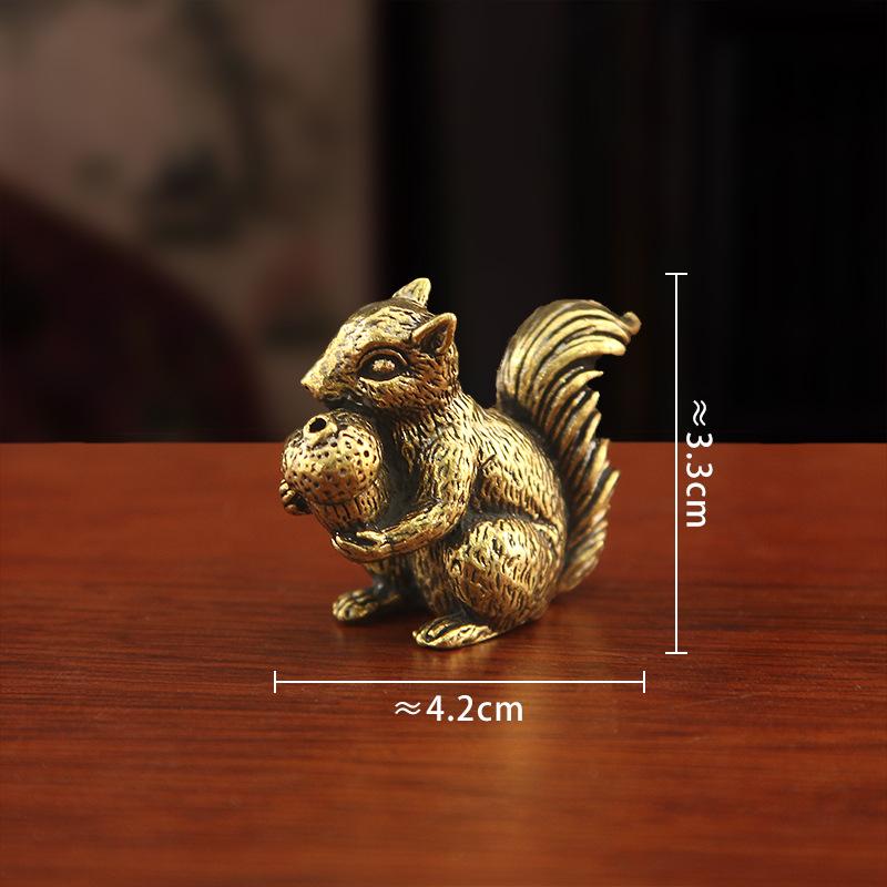 Cute Brass Squirrel Ornament Solid Copper Statue Figurines Brass Squirrels Nuts Tea Pot Incense Holder Desk Decoration