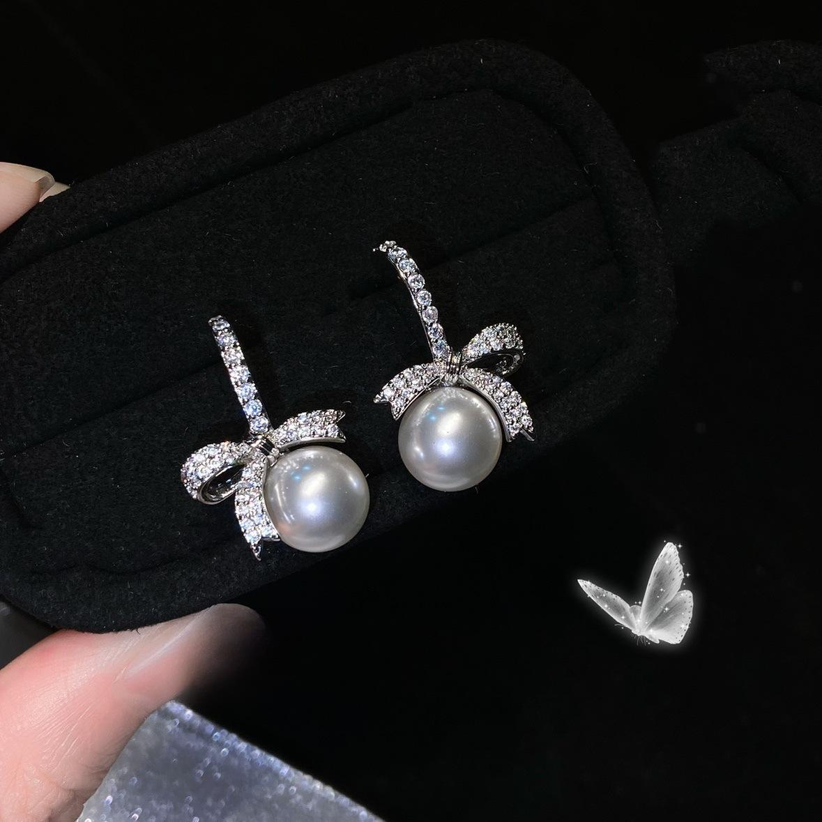 Элегантные французские серьги-бантики с жемчугом и цирконием: Изысканные каффы для ушей для утонченного, женственного образа