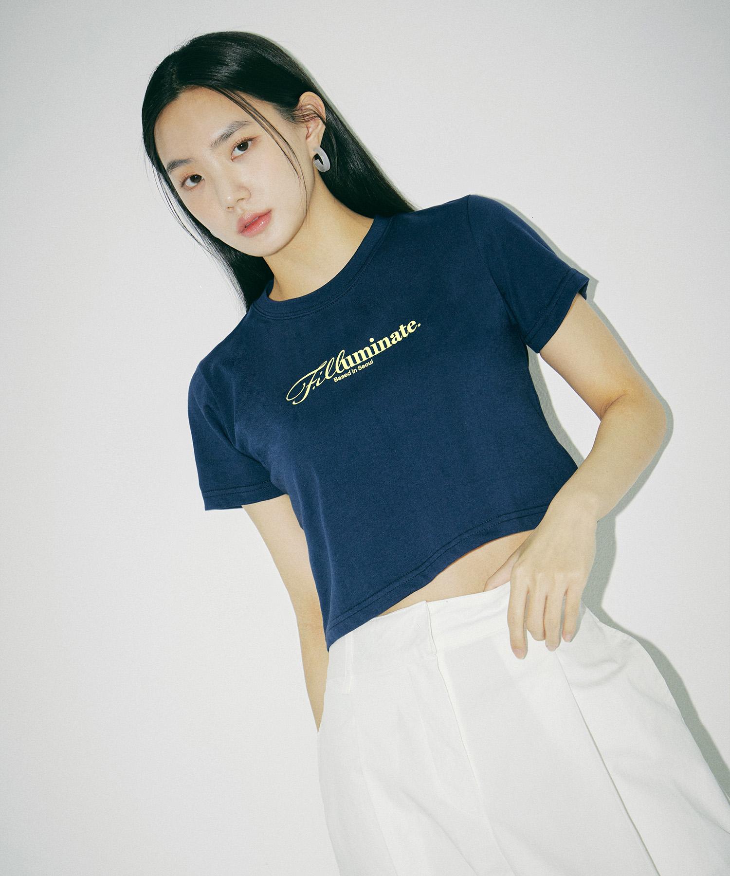 Illuminate (W) Cursive Crop Tee-Navy Navy/Free