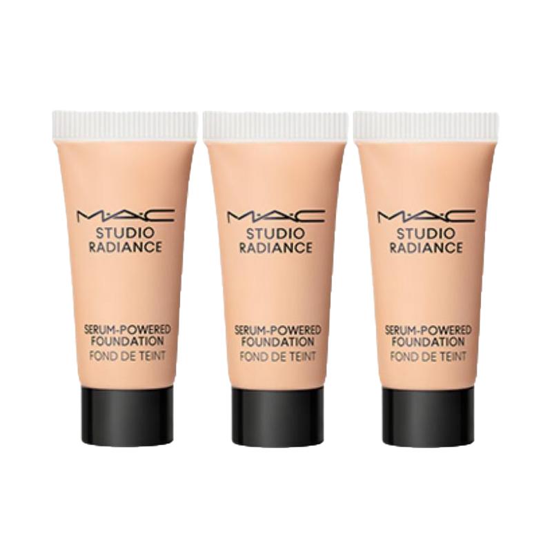 Mac Studio Radiance Serum-Powered™ Foundation Sample