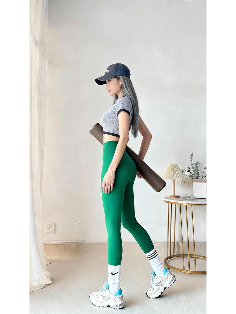 Lulu Elastic Fitness Pants: Women's Quick-Drying, Hip-Lifting Yoga and Running Tights for Spring and Summer.
