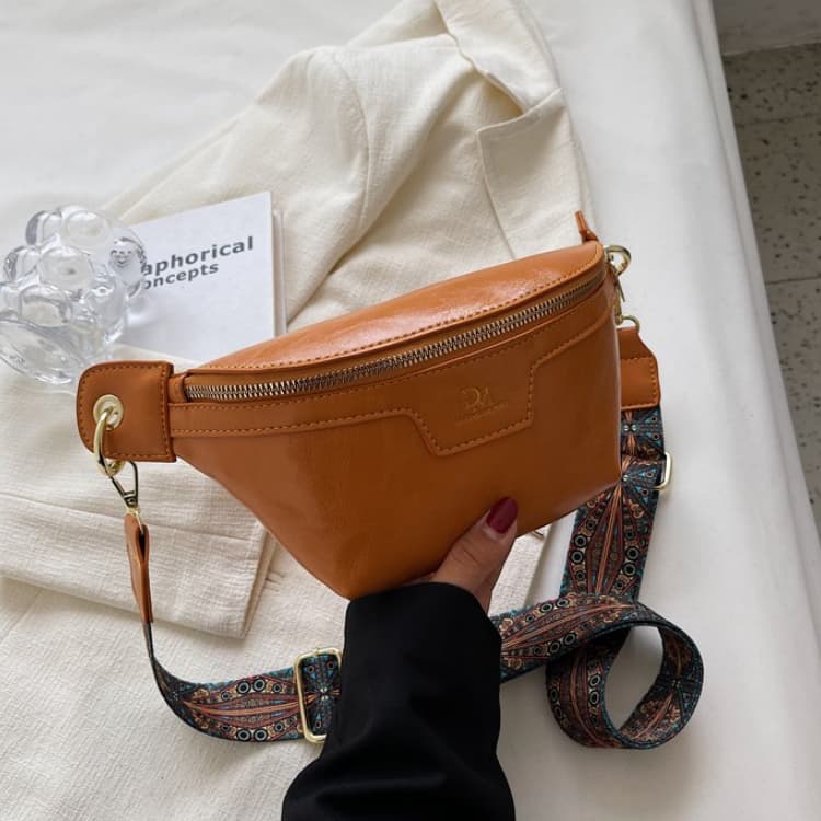 New Women's Fashion Messenger Bag Breast Bag Fanny Pack